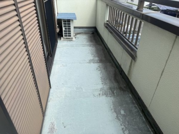 【名古屋市】ベランダ防水工事, FRP防水と破風板金の提案事例サムネイル