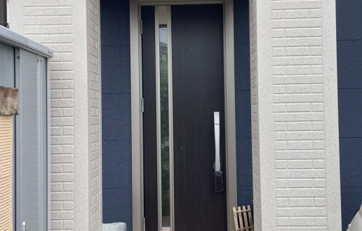 ［瀬戸市］玄関ドアカバー工法　W様邸　サムネイル