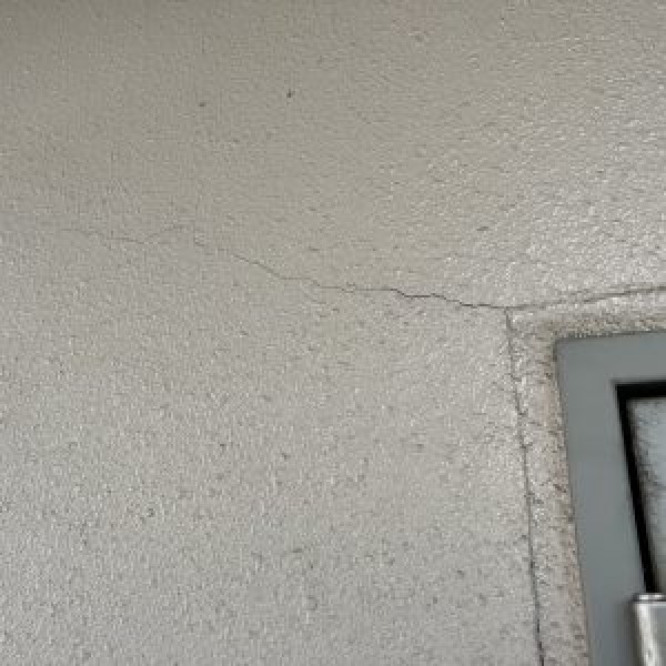 【豊田市 】外壁塗装, タイル張りマンションの調査とシーリング工事サムネイル