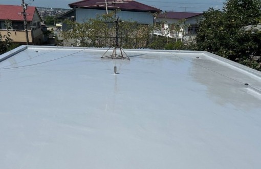 屋上防水　施工後　ウレタン防水通気緩衝