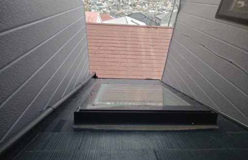 トップライト撤去、屋根工事　施工前