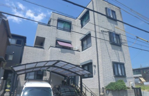 外壁塗装　施工前　ダインコンクリート