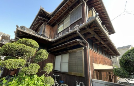 外壁塗装　施工前　木