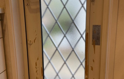 ［長久手市］勝手口ガラス交換　Ｔ様邸サムネイル