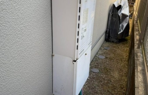 ガス給湯器交換　施工前